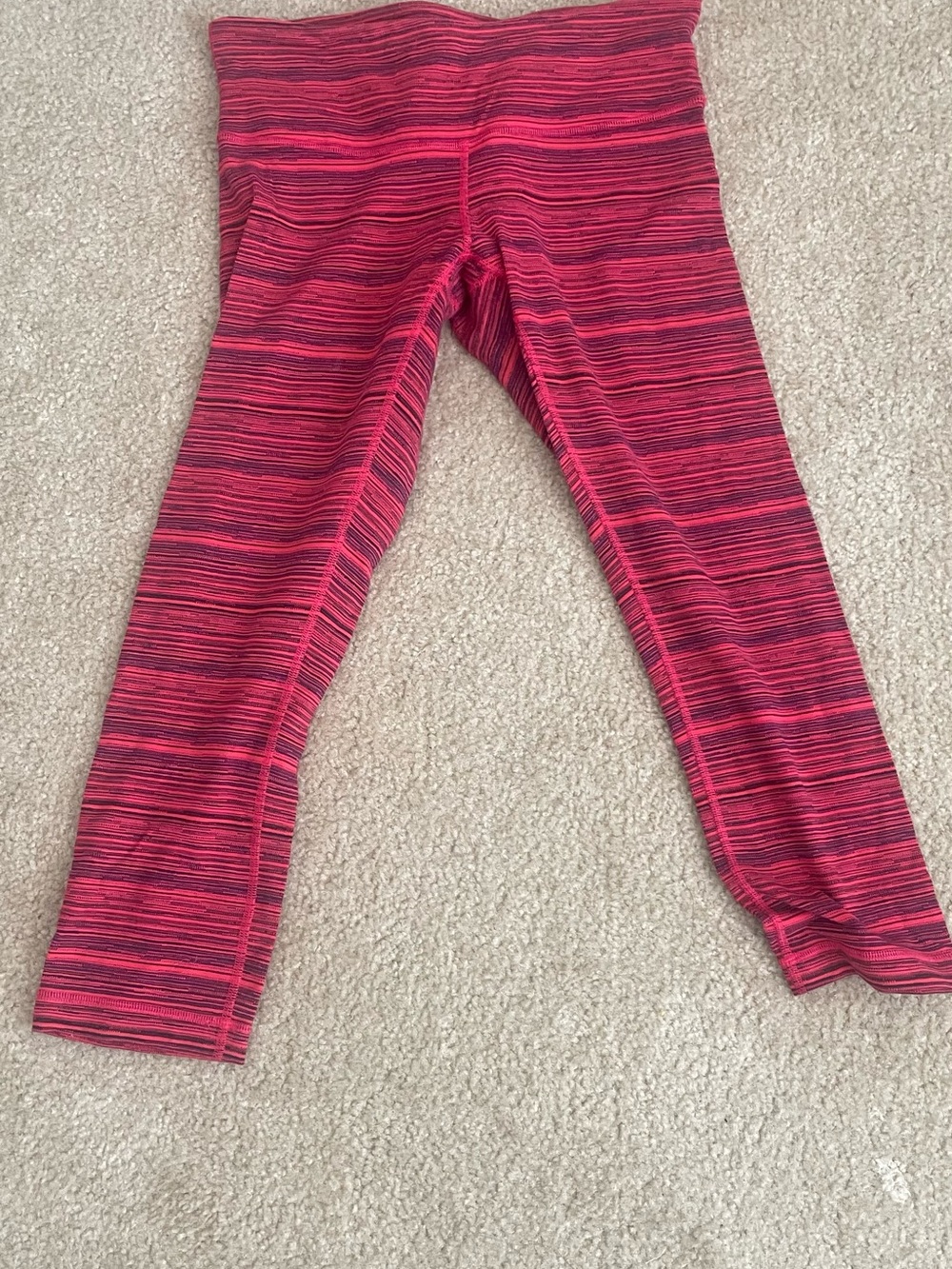 Lululemon Pink Striped Active Leggings- size 8 medium - 7/8 length